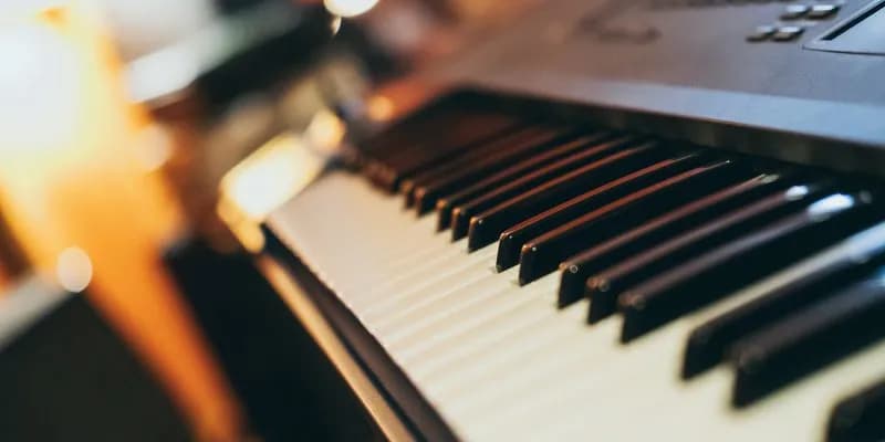 Nauka gry na organach - od czego zacząć i wskazówki