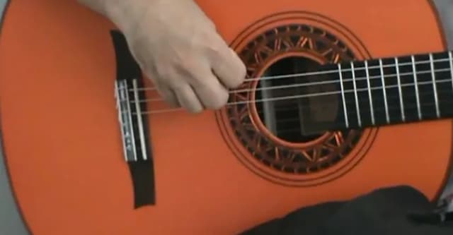 Muzyka flamenco: jak gitarzyści z Sewilli zrewolucjonizowali moje techniki gry