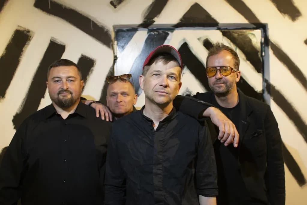 "Hurt" Załogi G: Rozkodowanie emocji zawartych w tekście