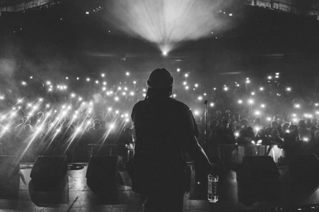 Rap – muzyka sprzeciwu czy mainstream i robienie pieniędzy?