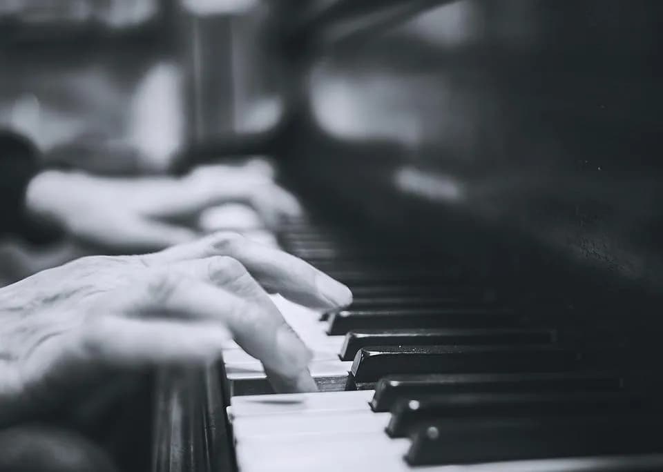 Melodie i Możliwości: Eksploracja Technik Kompozytorskich w Muzyce