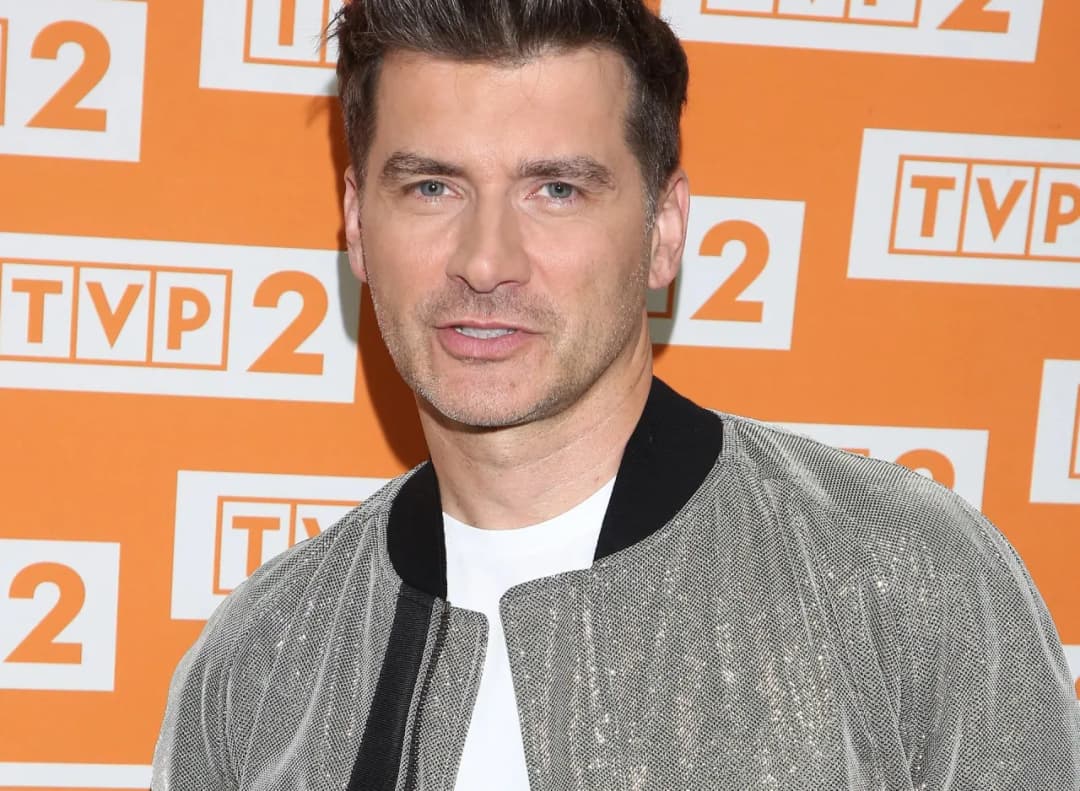 Tomasz Kammel wiek, kariera i życie osobiste - zaskakujące fakty.