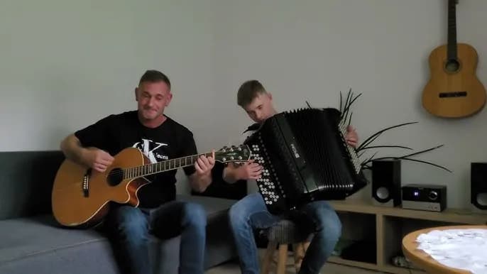 Poznaj akordy do Cyganeczki Zosi - kompletna instrukcja gry na gitarze
