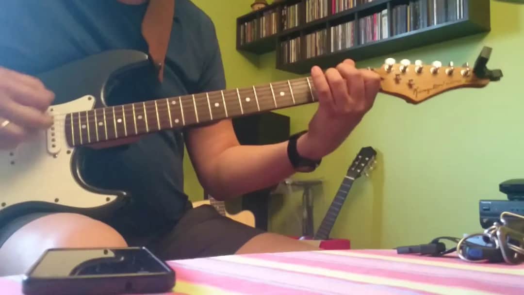 Jak zagrać Cykady na cykladach - proste akordy i chwyty dla początkujących