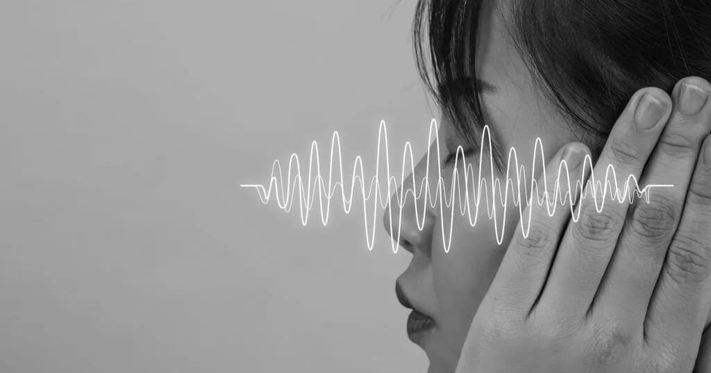 Jak pisać teksty piosenek: 7 kluczowych wskazówek dla początkujących